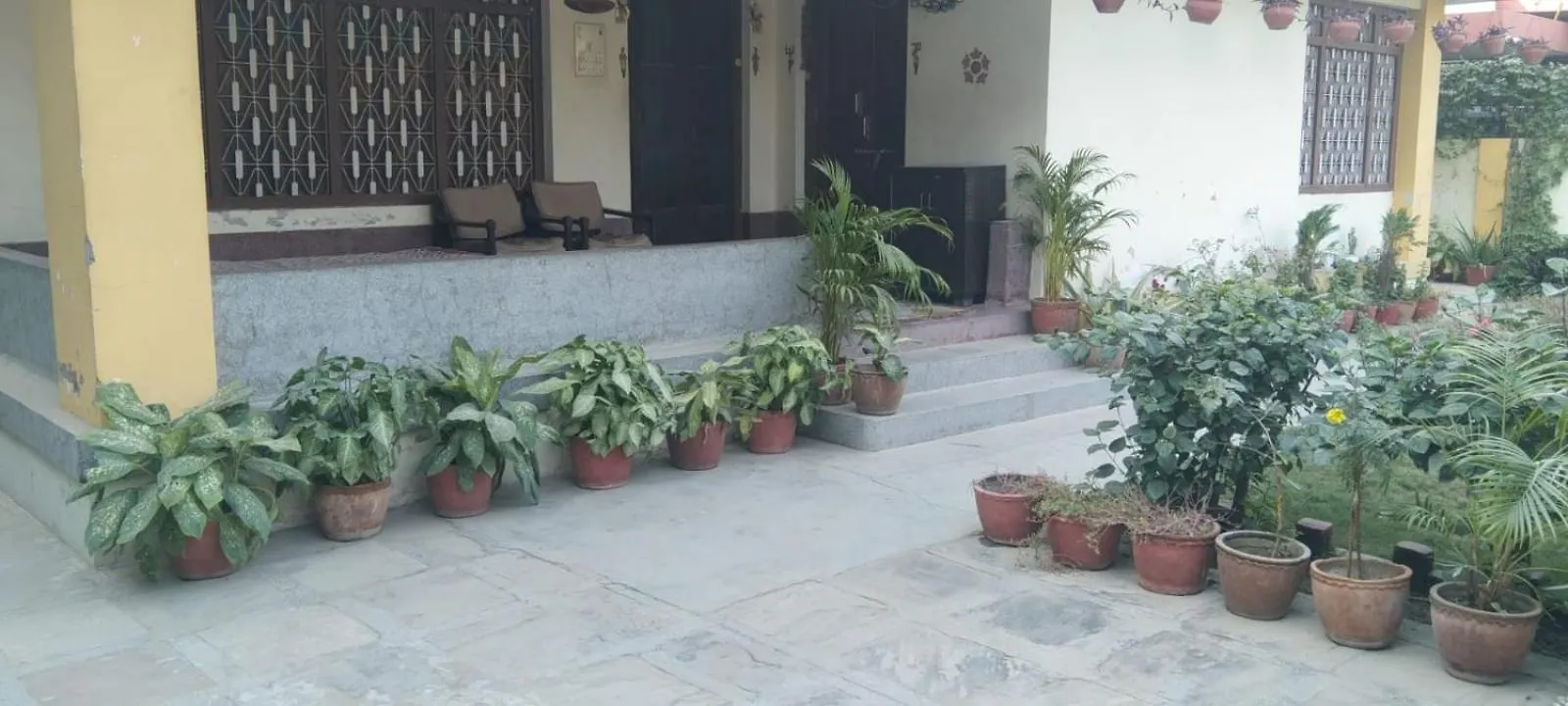 Executive Stay For Tourists & Spiritual Travelers バラナシ 0*,  インド
